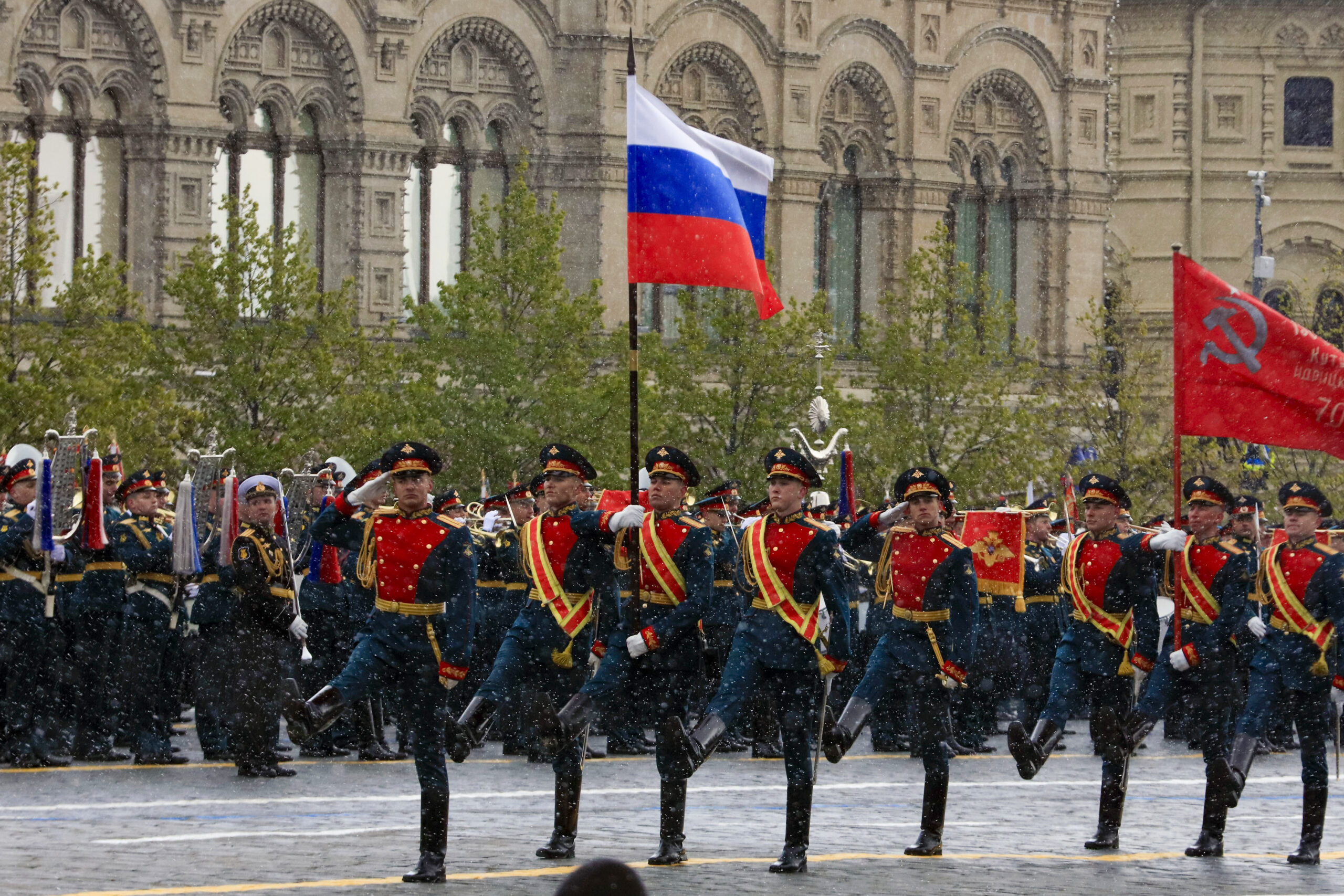 俄罗斯举行红场阅兵纪念卫国战争胜利79周年
