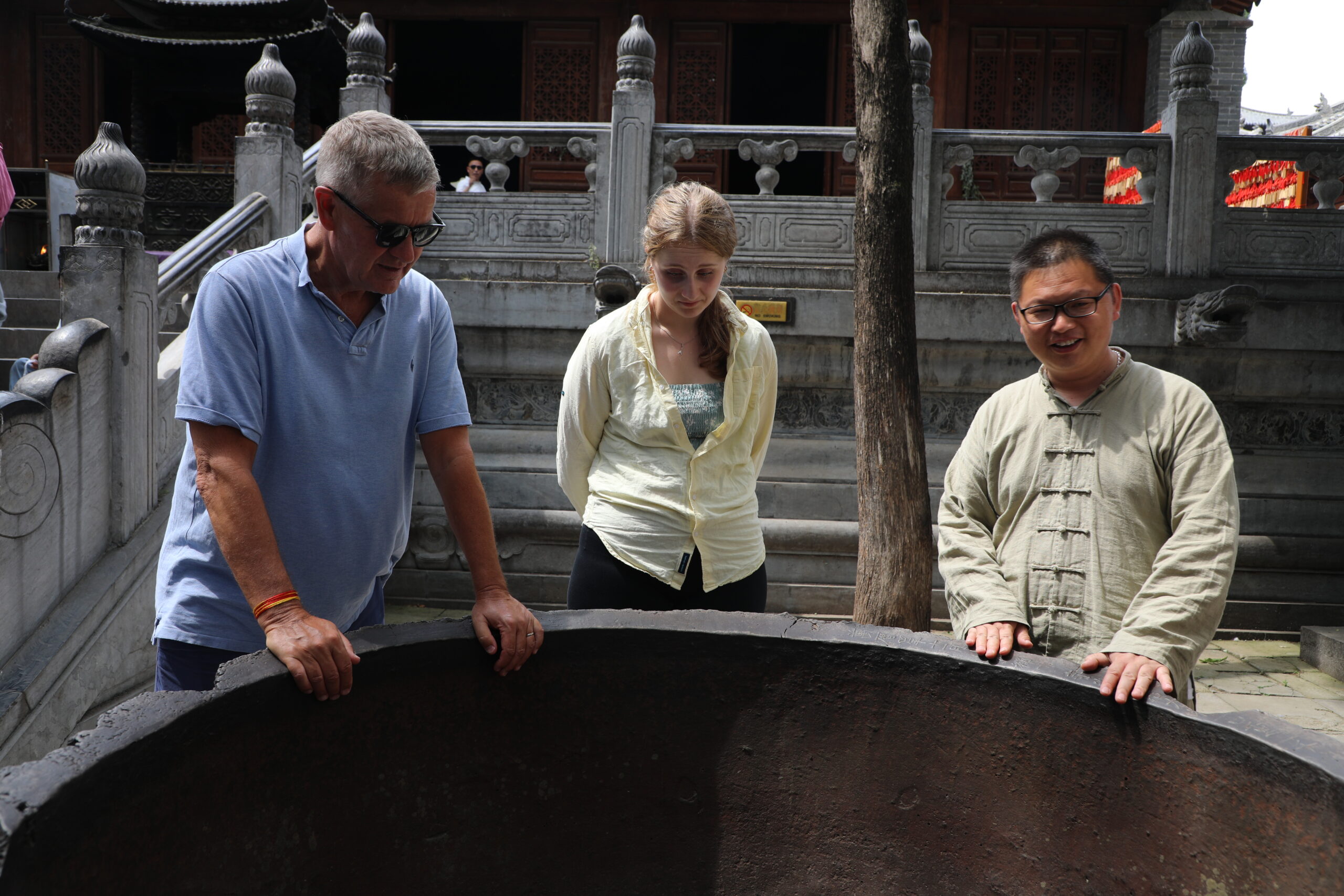 联合国前副秘书长埃里克·索尔海姆一行参访少林寺