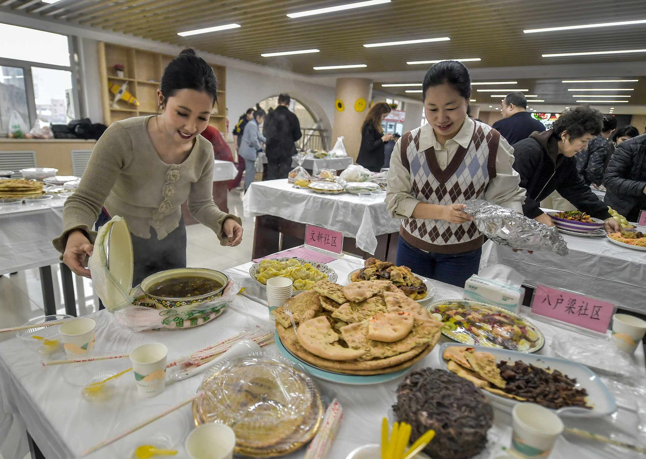 乌鲁木齐：社区举办“家的味道”厨艺大赛